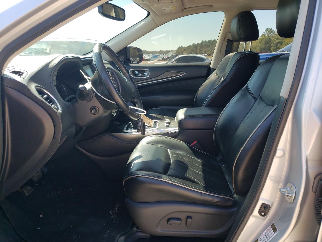 2017 Infiniti QX60 - Image 7