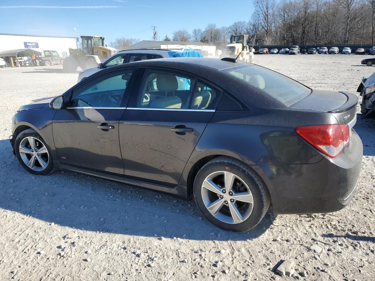 2015 Chevrolet Cruze - Image 2