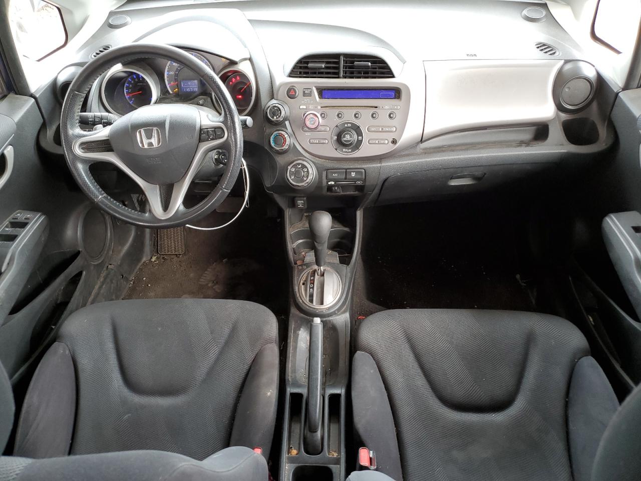 2011 Honda Fit - Image 8