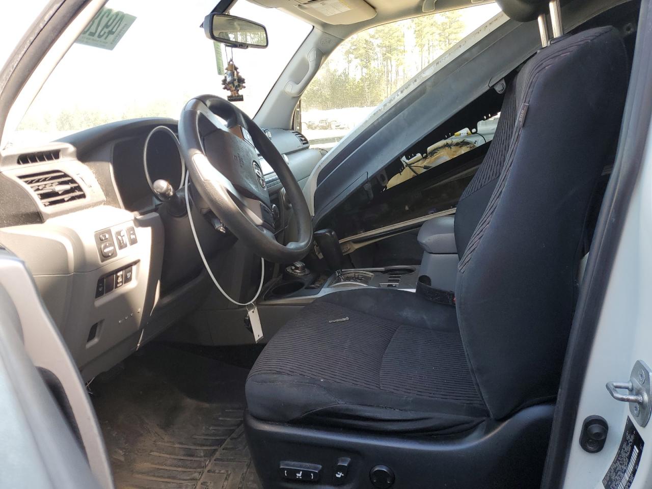 2013 Toyota 4Runner - Image 7