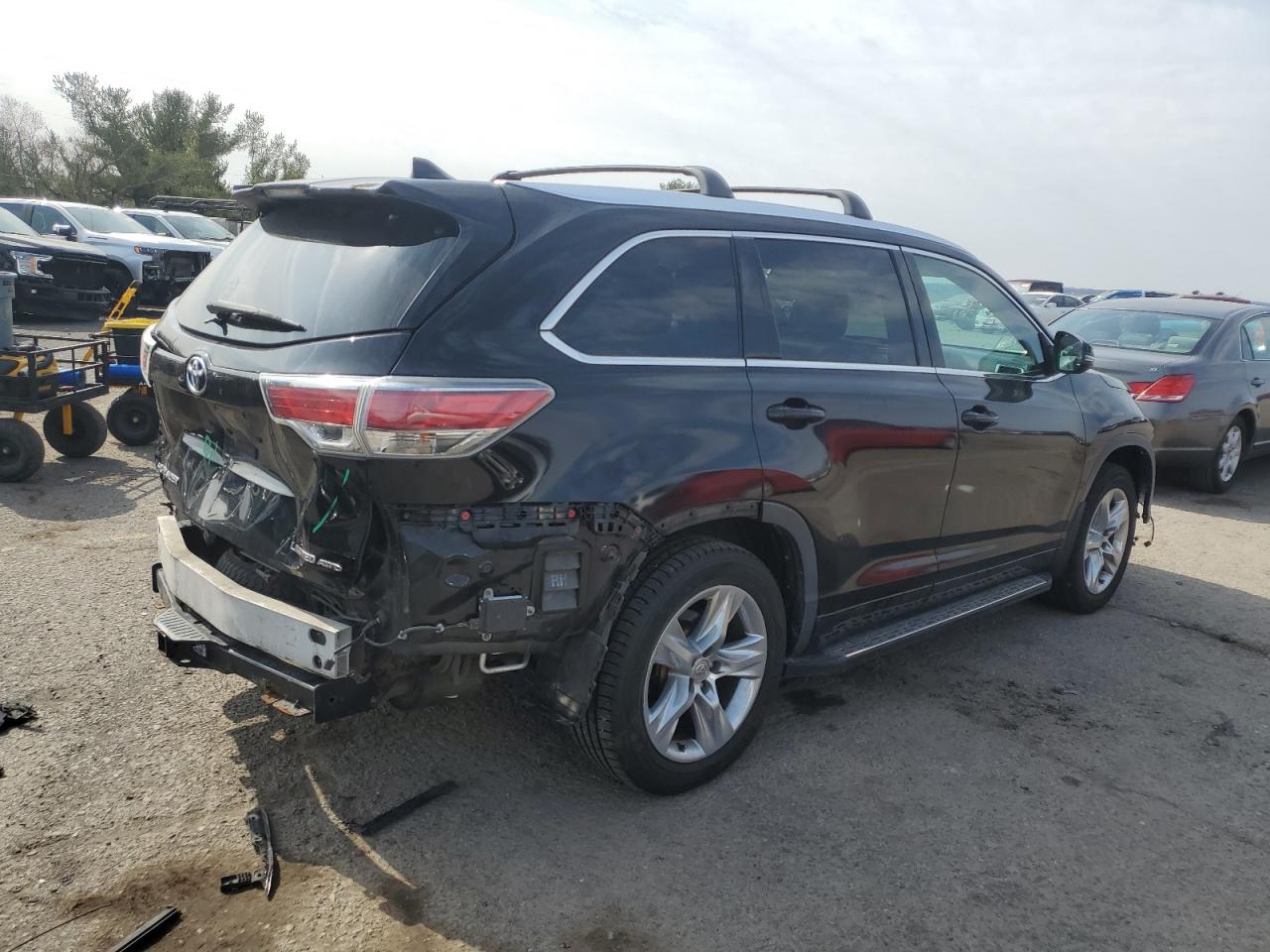 2014 Toyota Highlander - Image 3