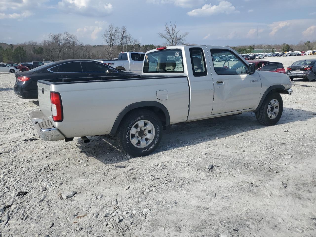 1998 Nissan Navara (Frontier) - Image 3