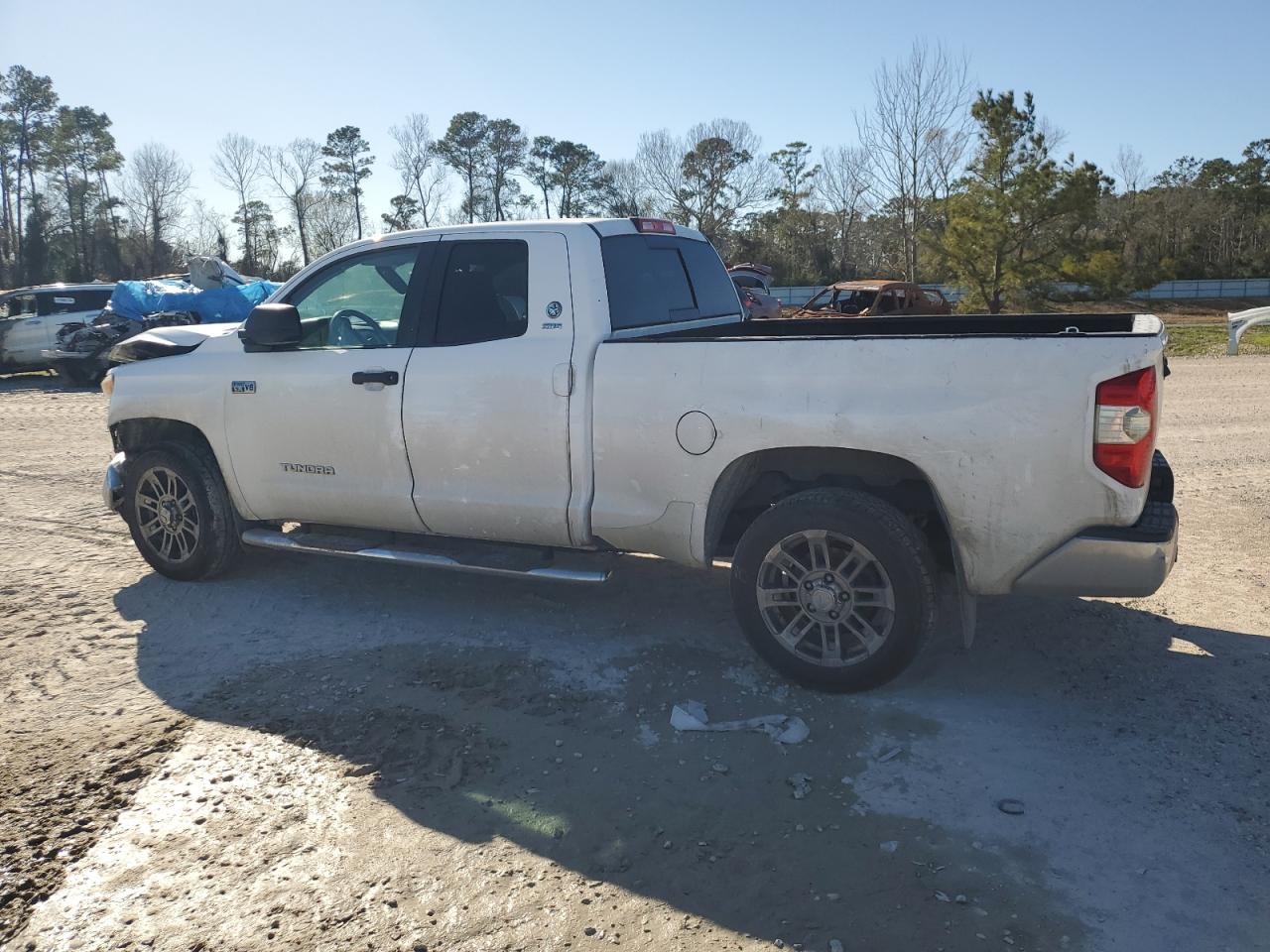 2014 Toyota Tundra - Image 2