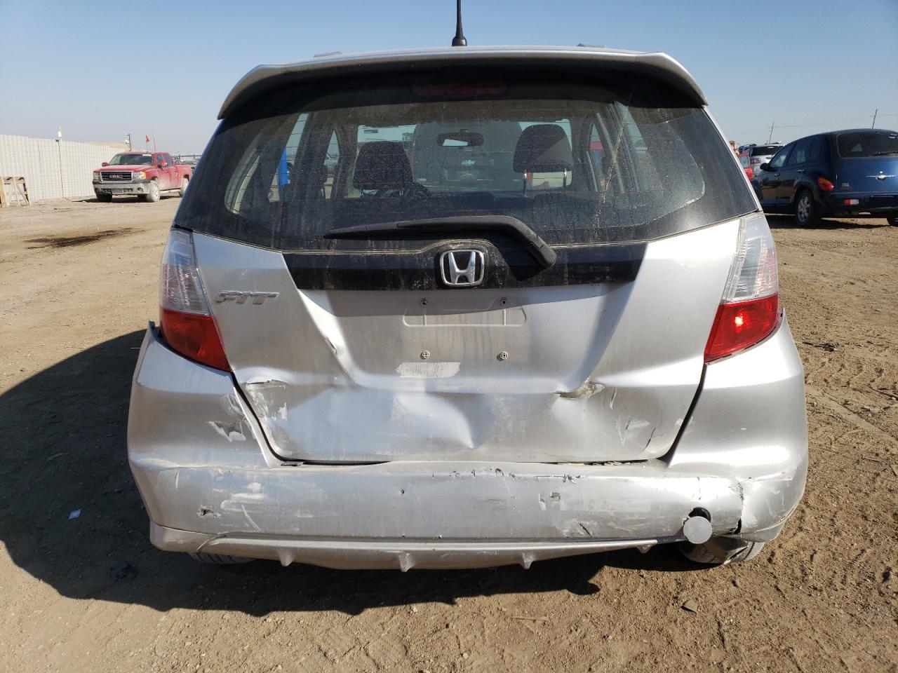 2012 Honda Fit - Image 6