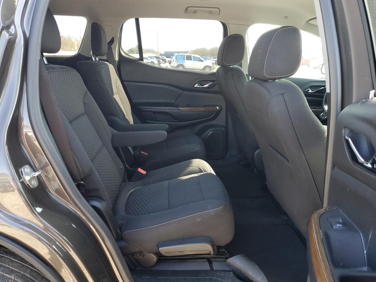 2019 GMC Acadia - Image 11