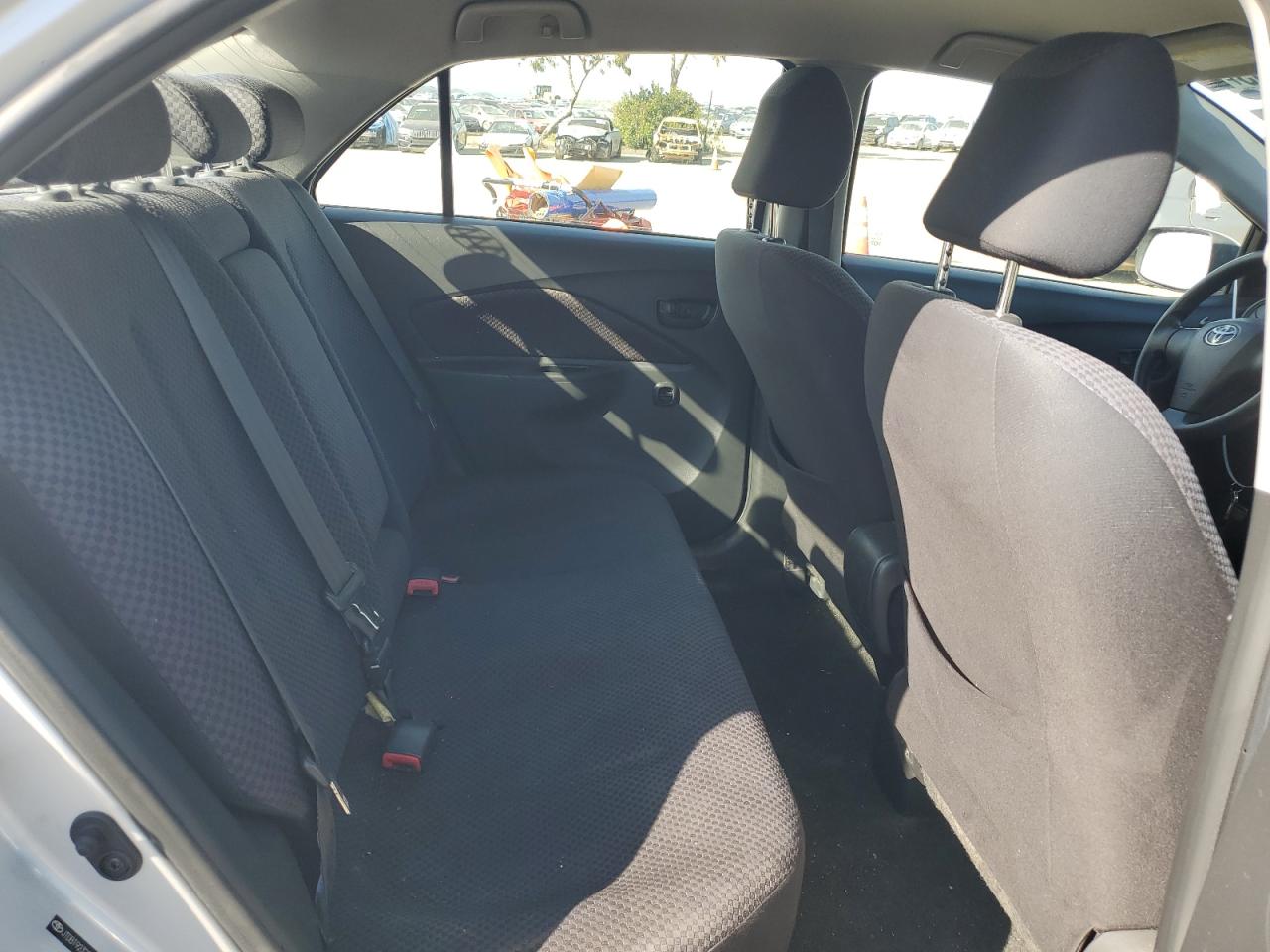2008 Toyota Yaris VIN: JTDBT923281266752 Lot: 49737285