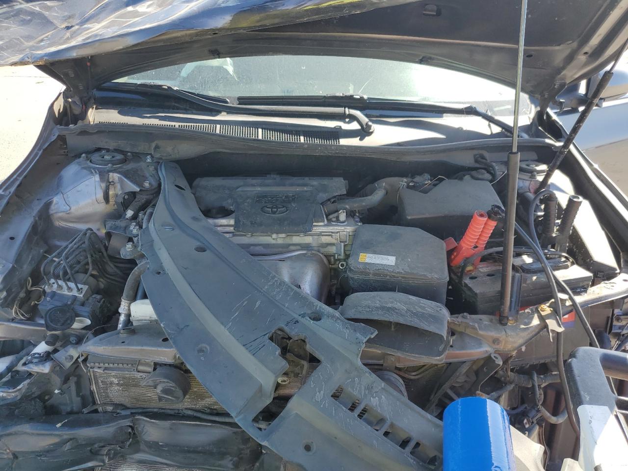 2015 Toyota Camry - Image 11