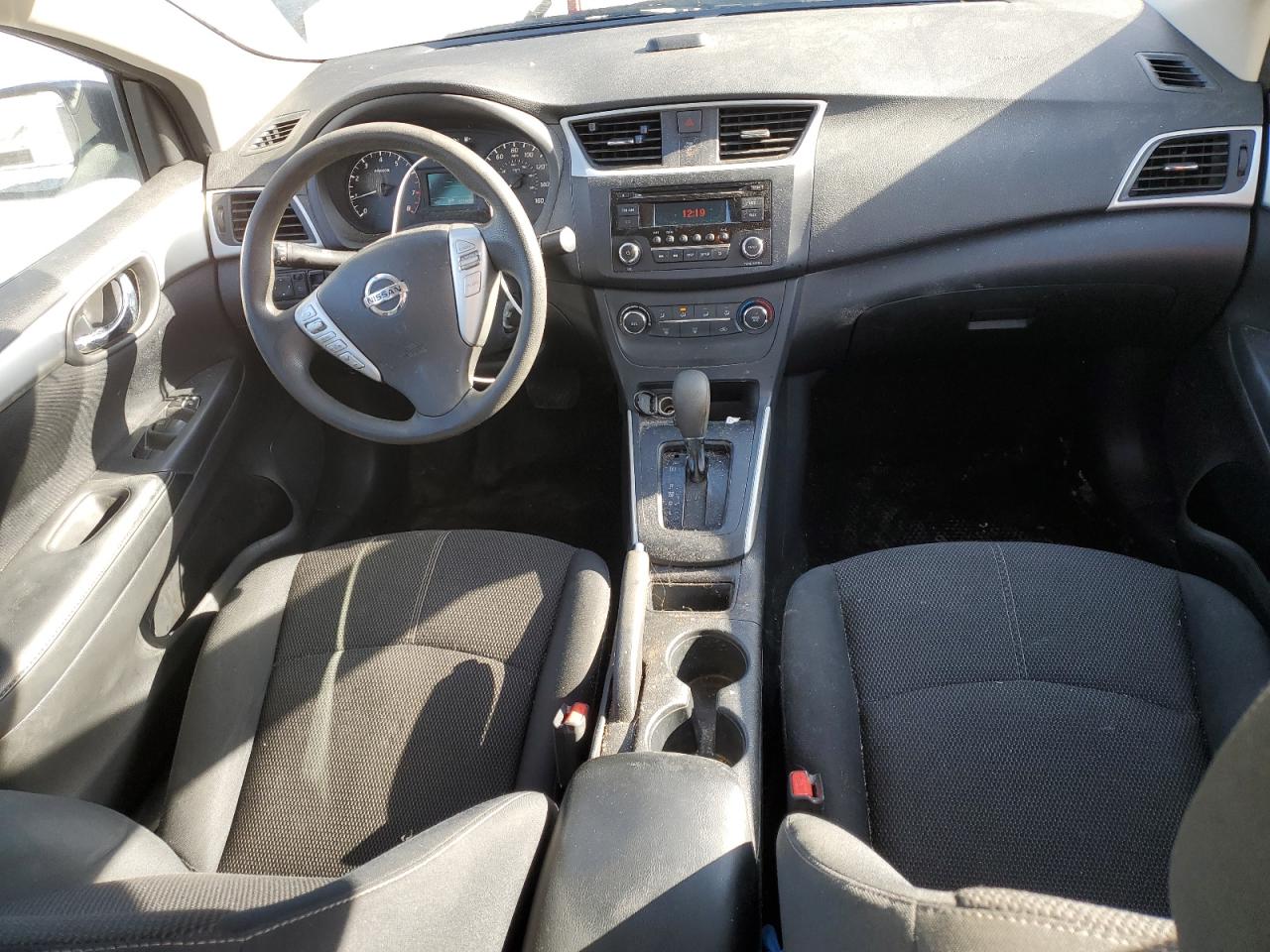 2016 Nissan Sentra - Image 8