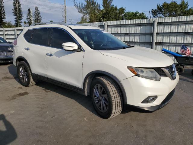 Паркетники NISSAN ROGUE 2016 Белы
