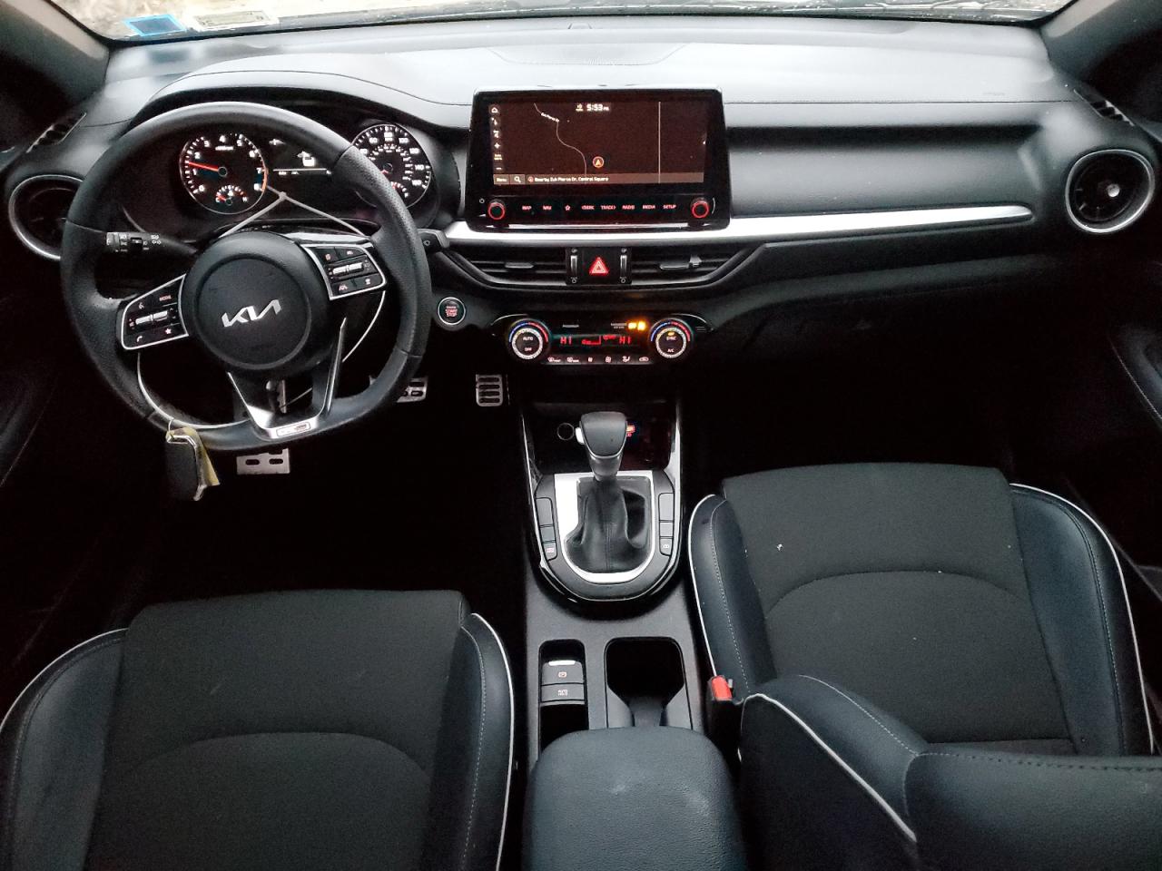 2023 Kia Forte - Image 8