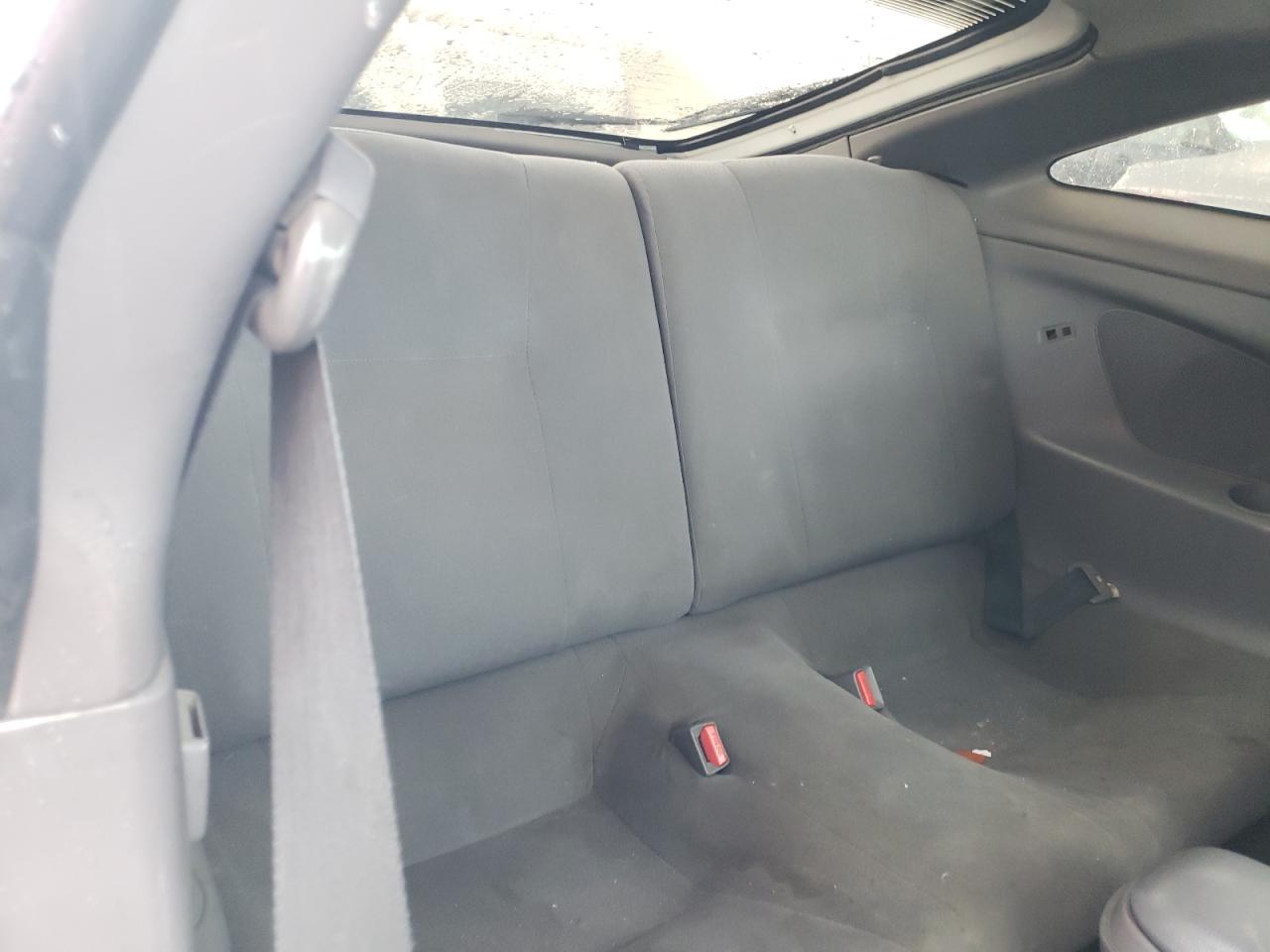 2002 Toyota Celica - Image 10