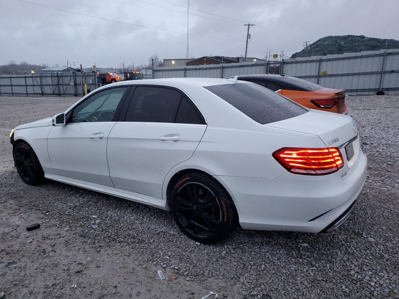 2014 Mercedes-Benz E-klasse - Image 2