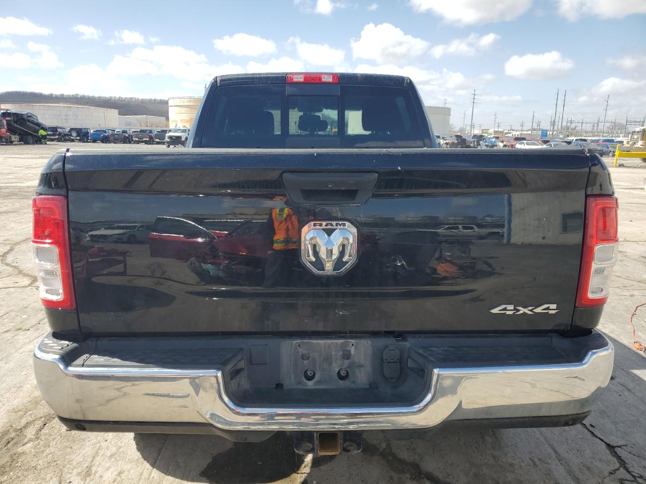 2020 RAM 2500 - Image 6