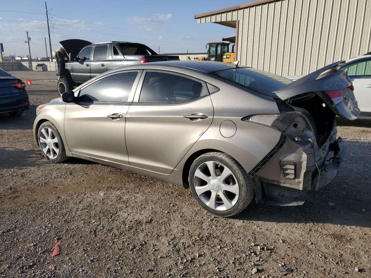 2013 Hyundai Elantra - Image 2