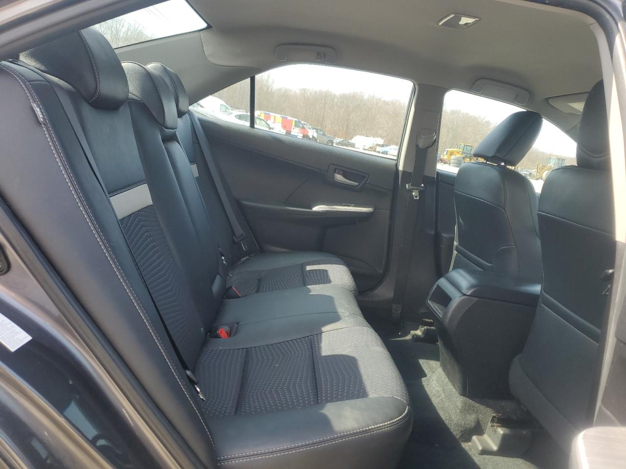 2013 Toyota Camry - Image 10