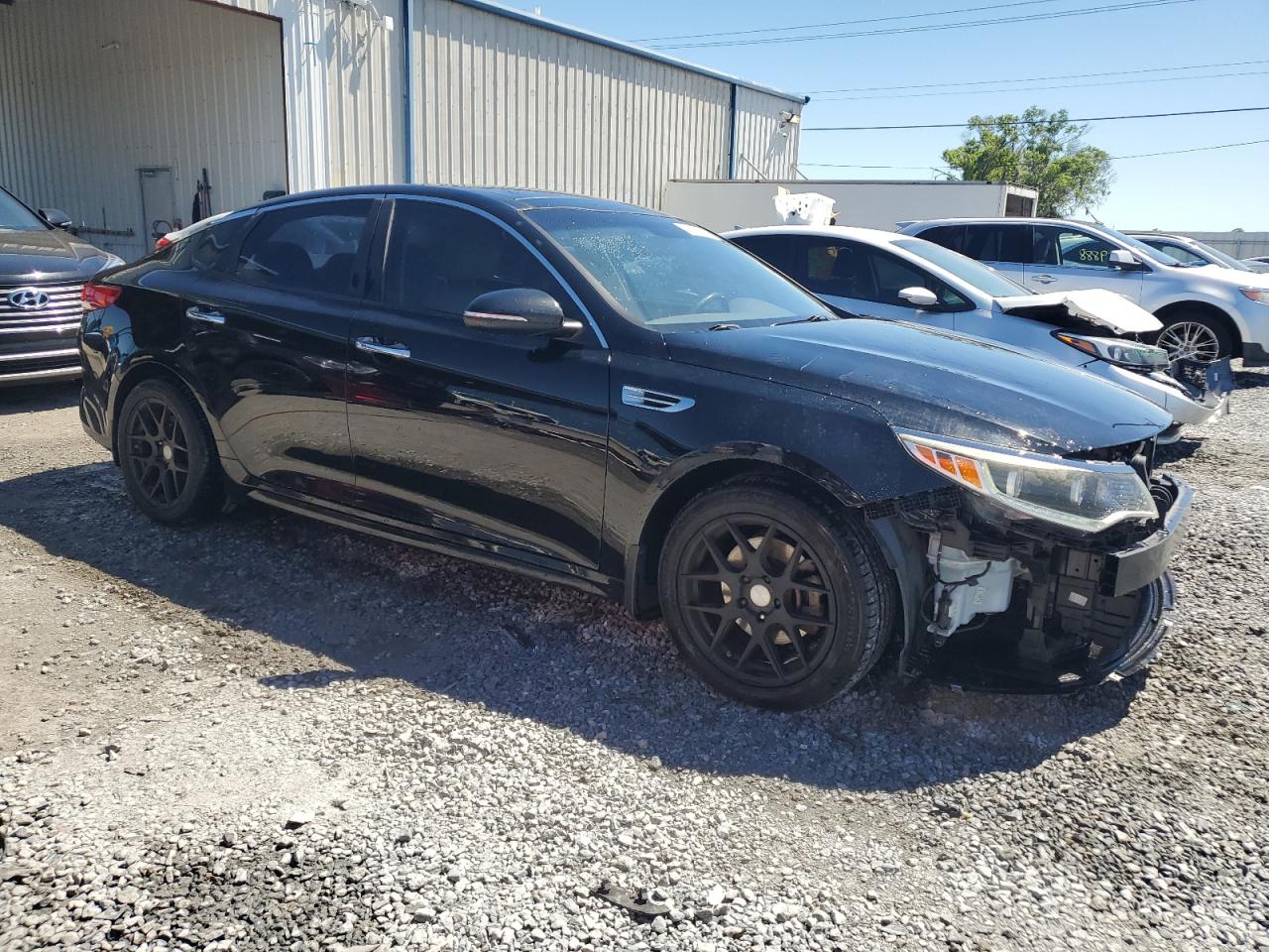 2016 Kia Optima - Image 4