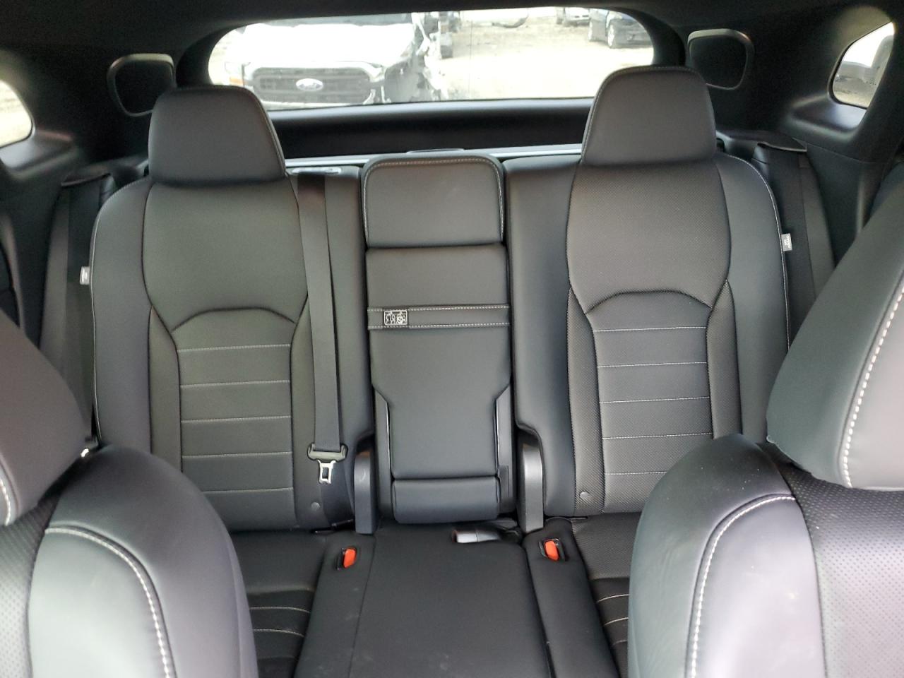 2022 Lexus RX - Image 10
