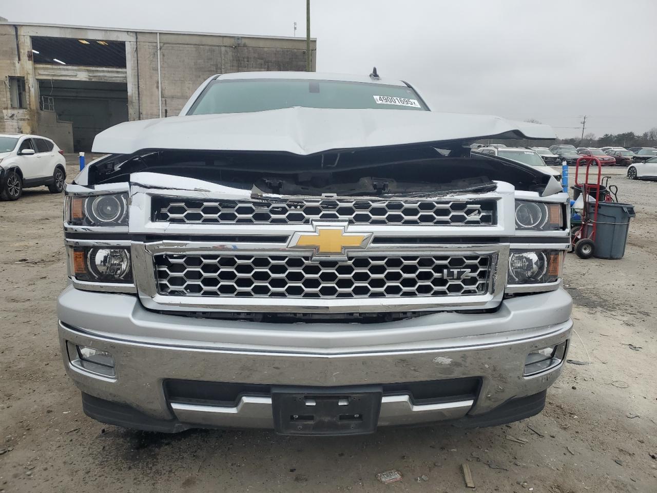 2015 Chevrolet Silverado - Image 5