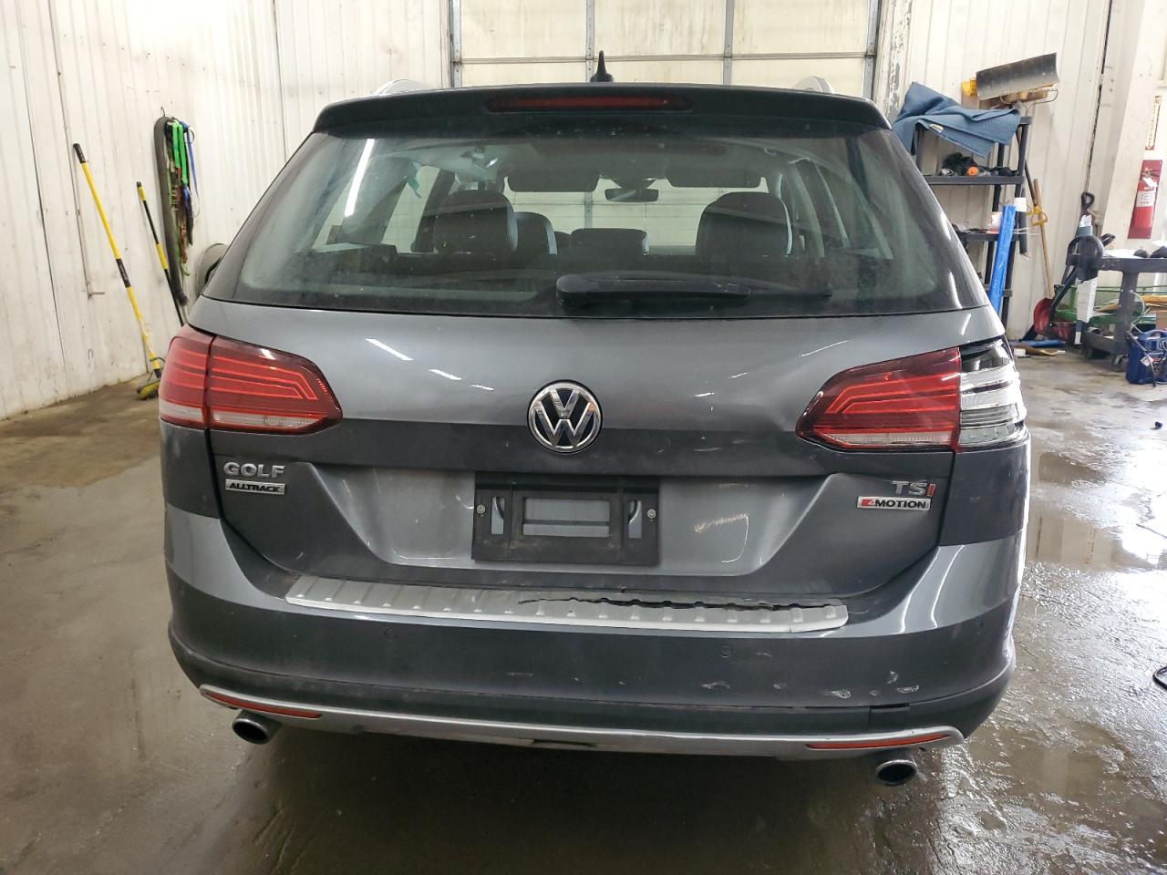 2018 Volkswagen Golf - Image 6