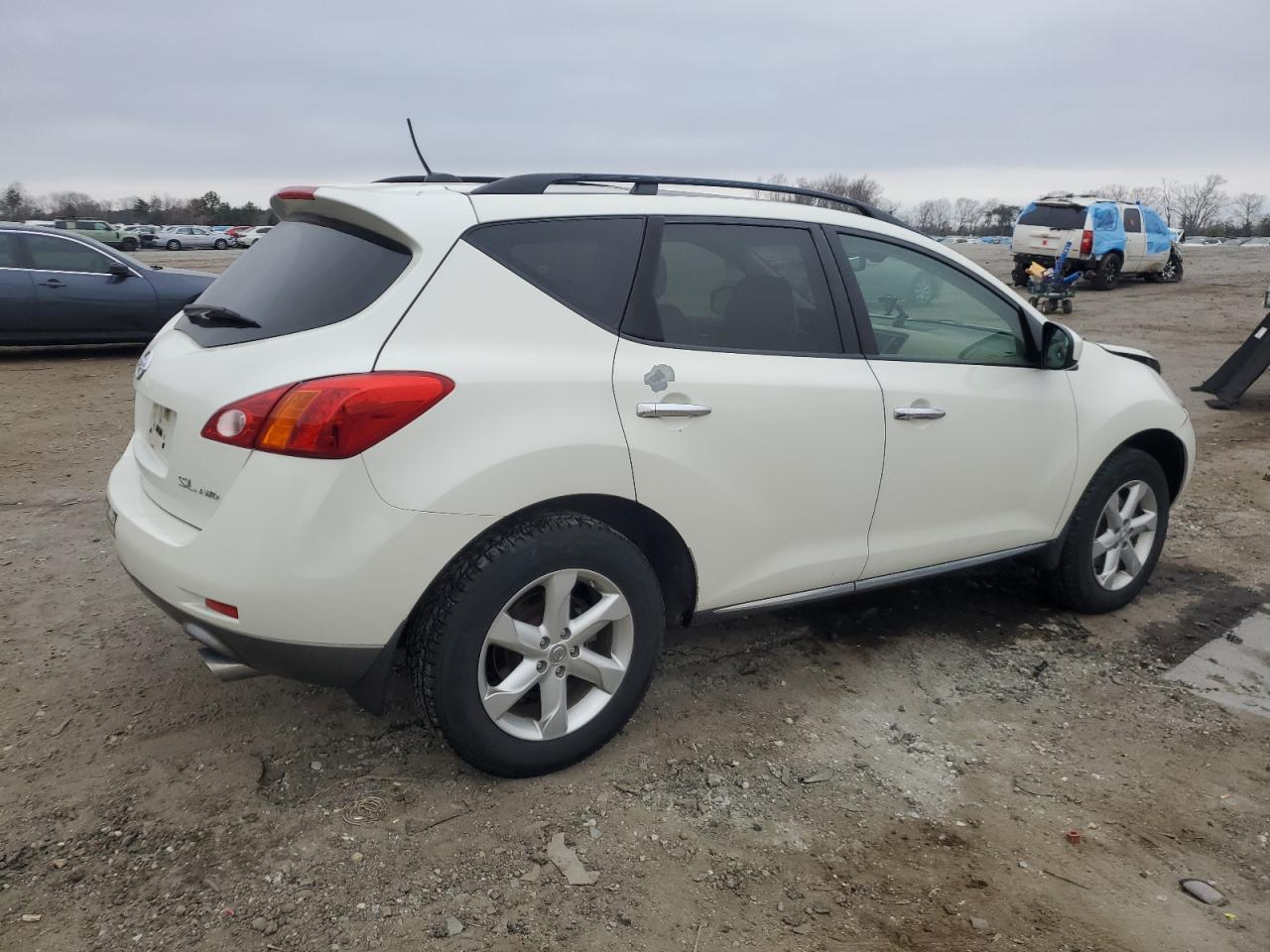 2010 Nissan Murano - Image 3