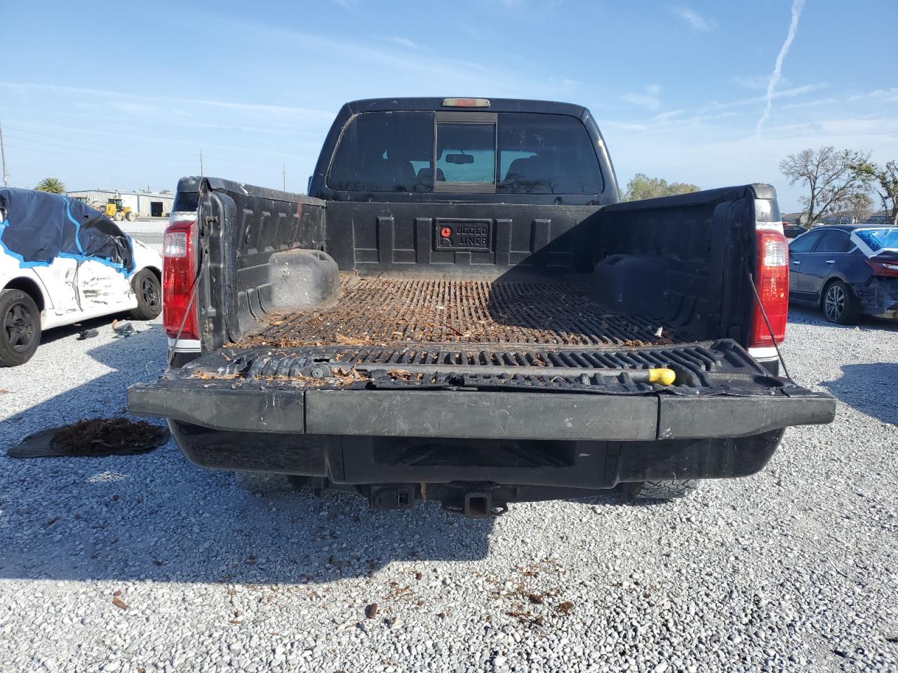 2009 Ford F250 - Image 6