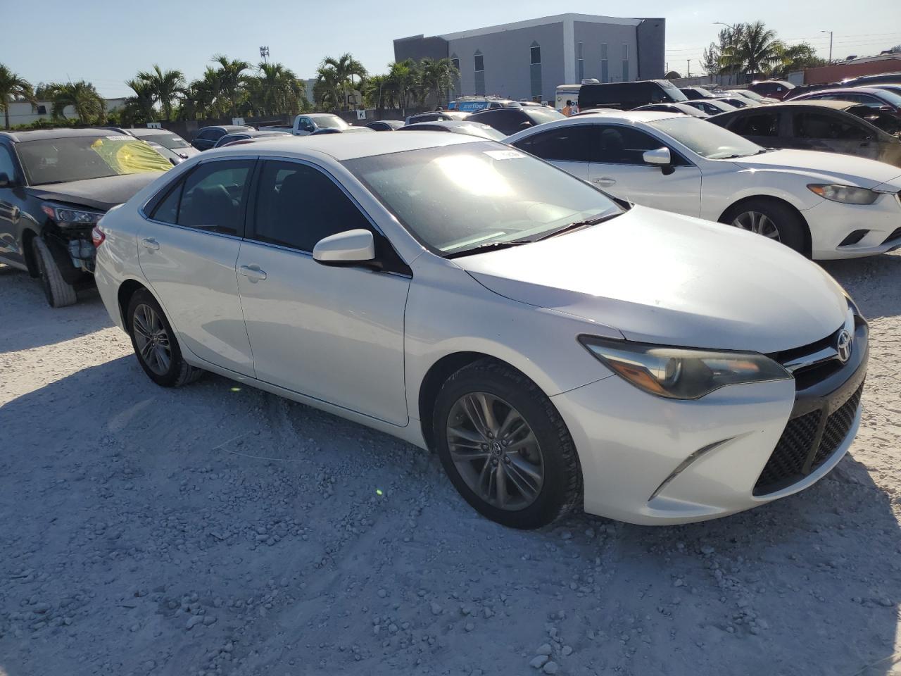 2015 Toyota Camry - Image 4