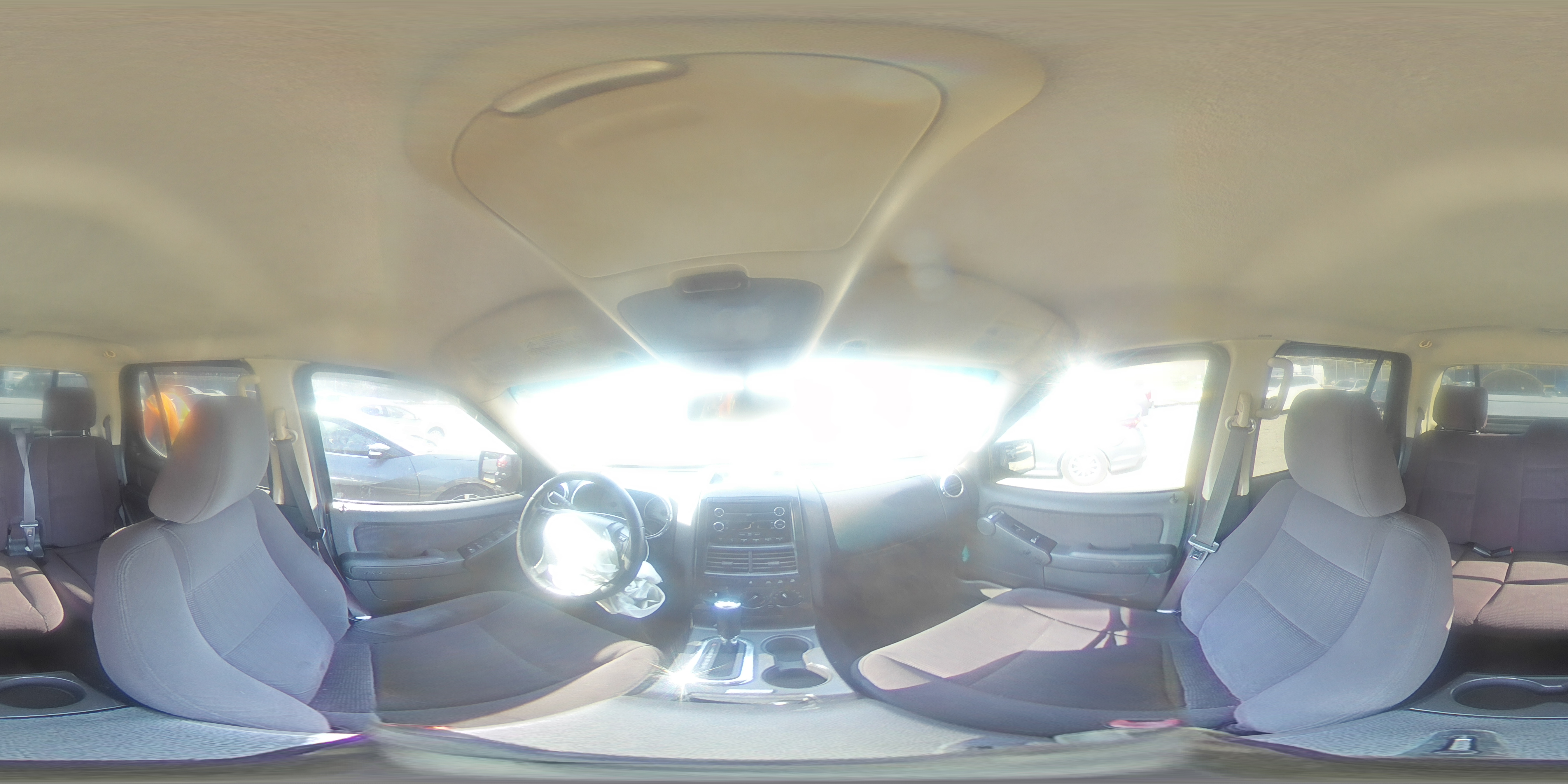 2010 Ford Explorer - Image 13