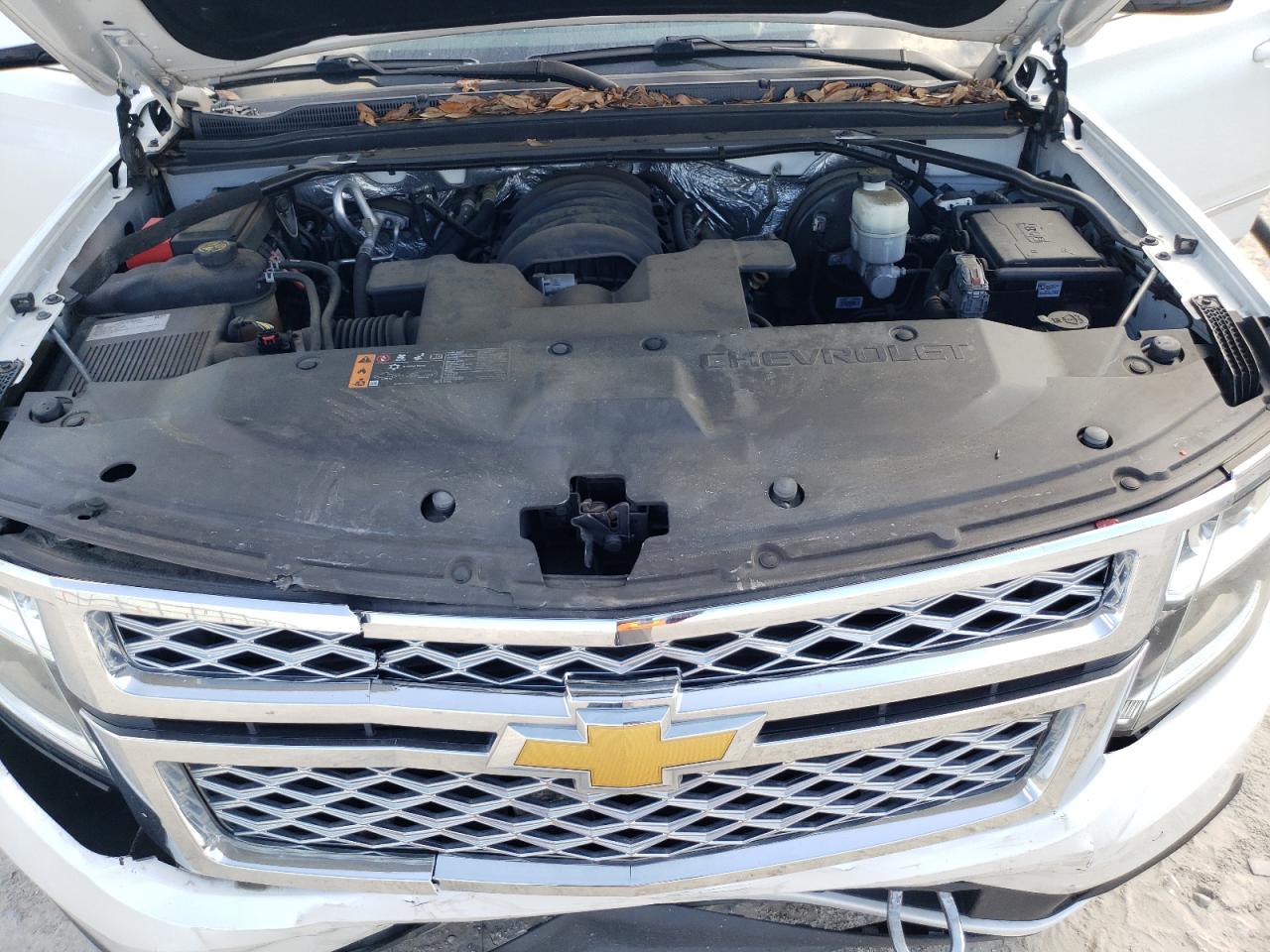 2017 Chevrolet Suburban - Image 14