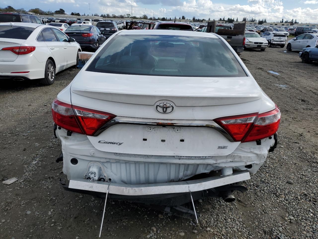 2015 Toyota Camry - Image 6