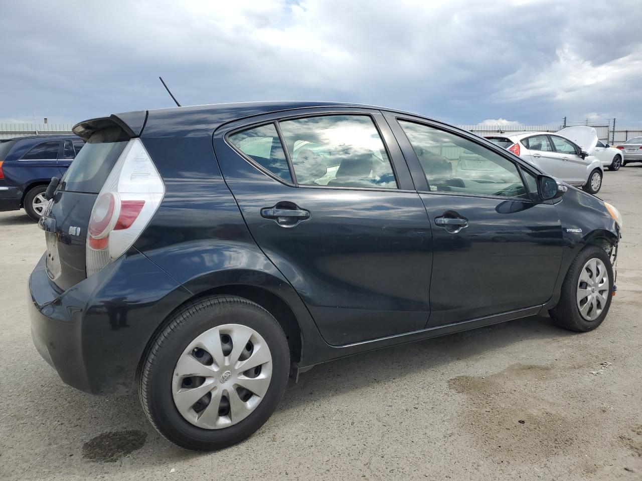 2014 Toyota Prius - Image 3