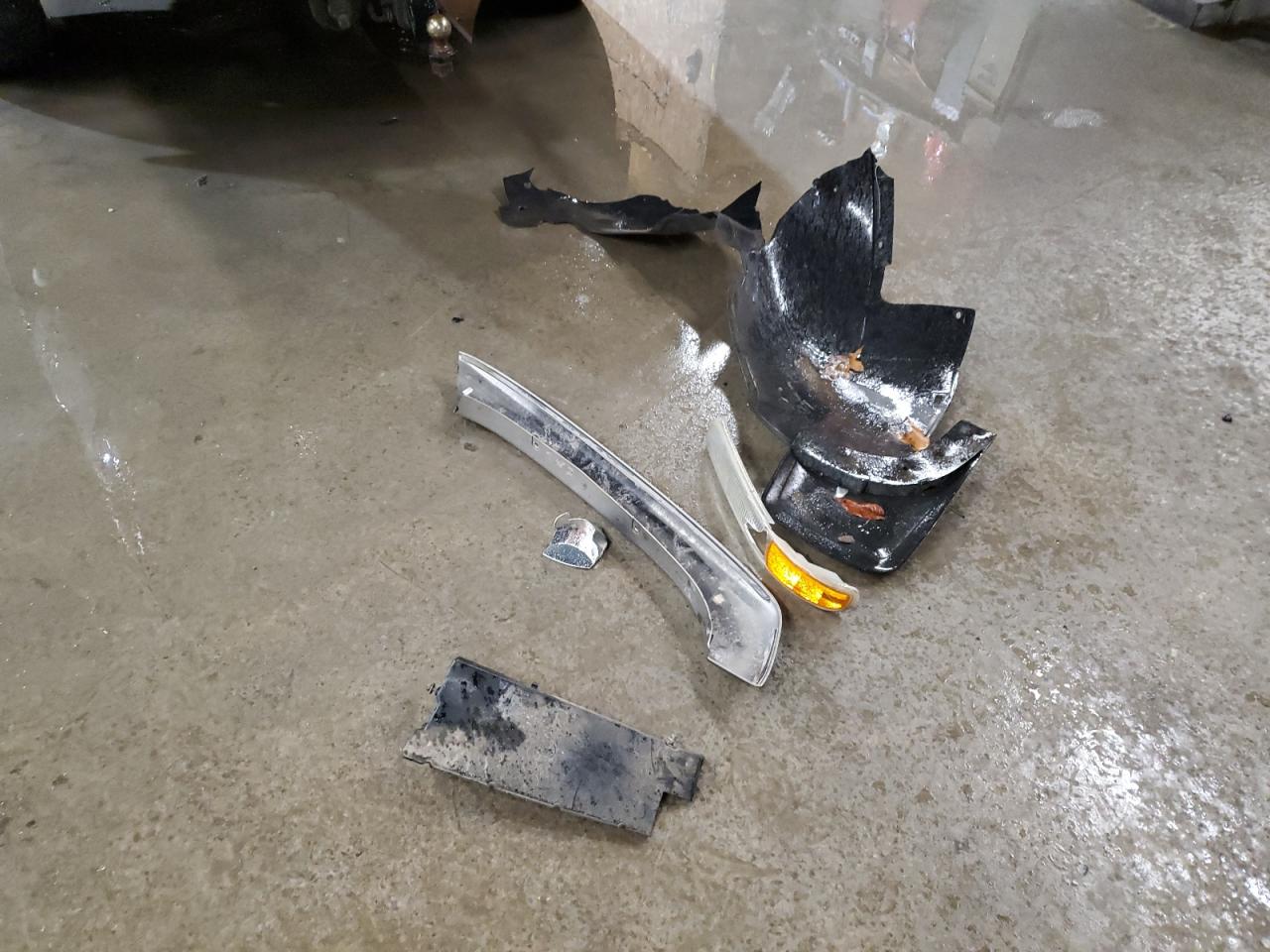 2002 Chevrolet Silverado - Image 12