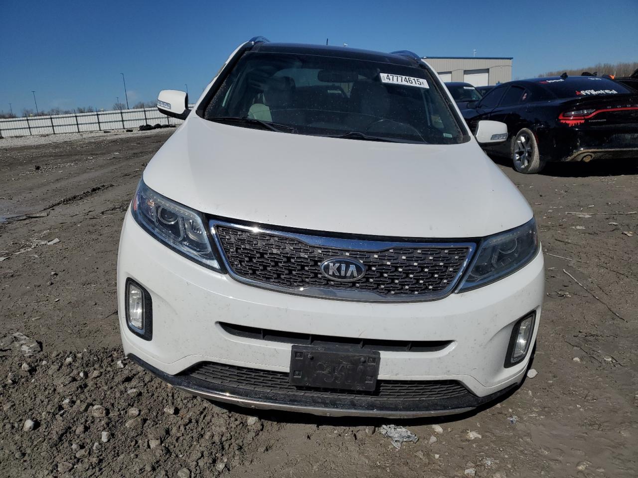 2015 Kia Sorento - Image 5