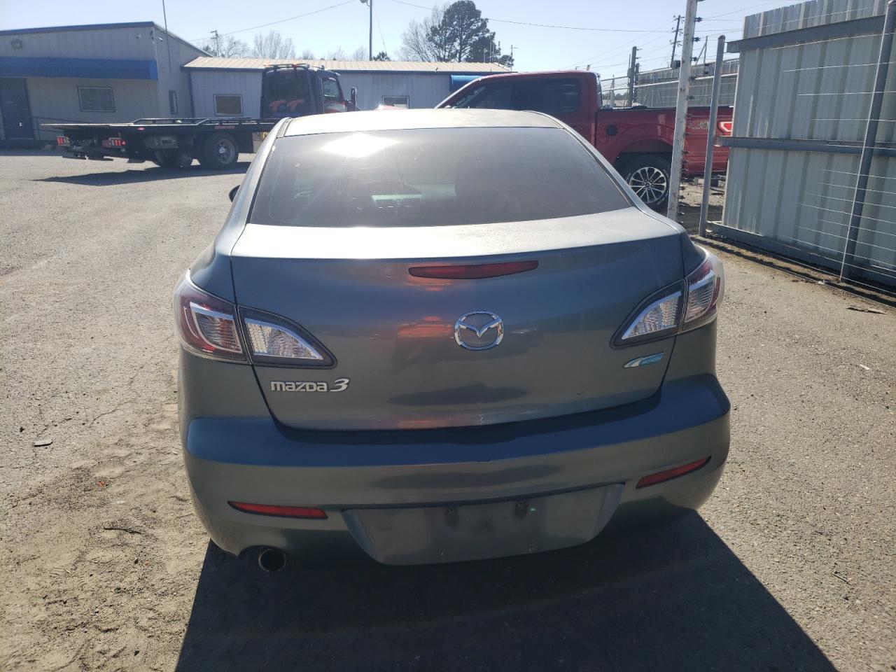 2012 Mazda 3 - Image 6