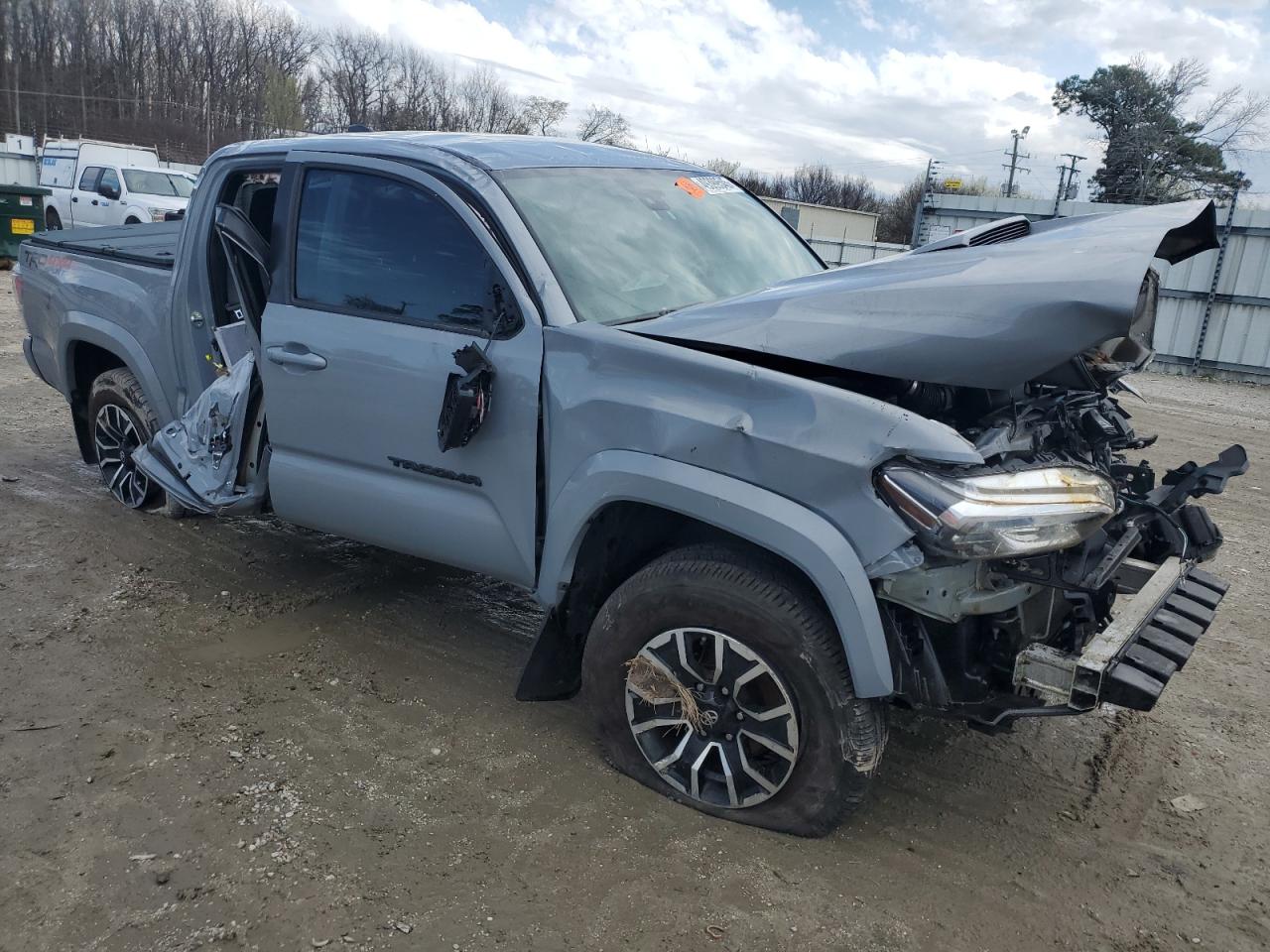 2021 Toyota Tacoma - Image 4