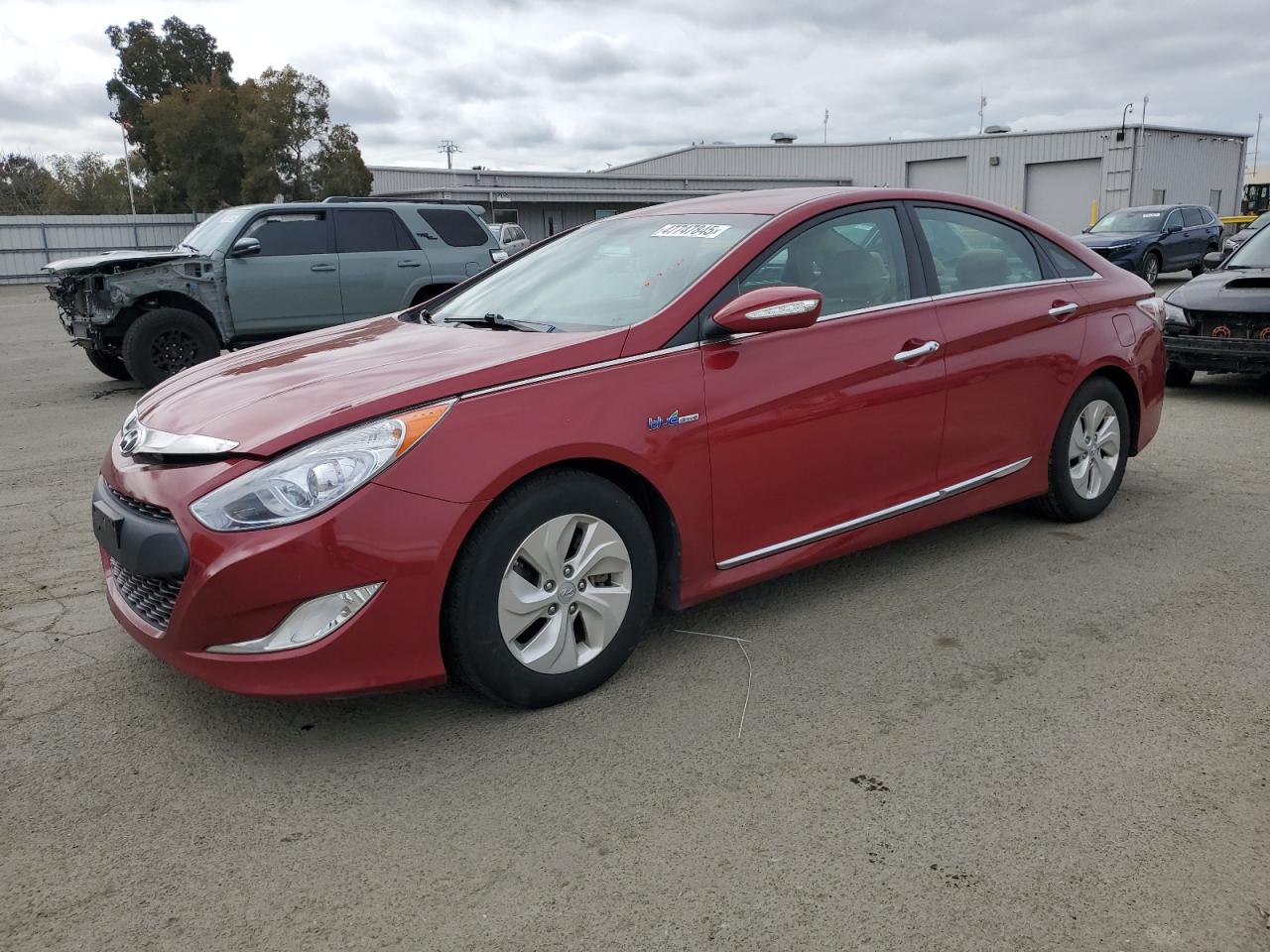 2013 Hyundai Sonata Hybrid for Sale in Martinez, CA - Minor Dent/Scratches