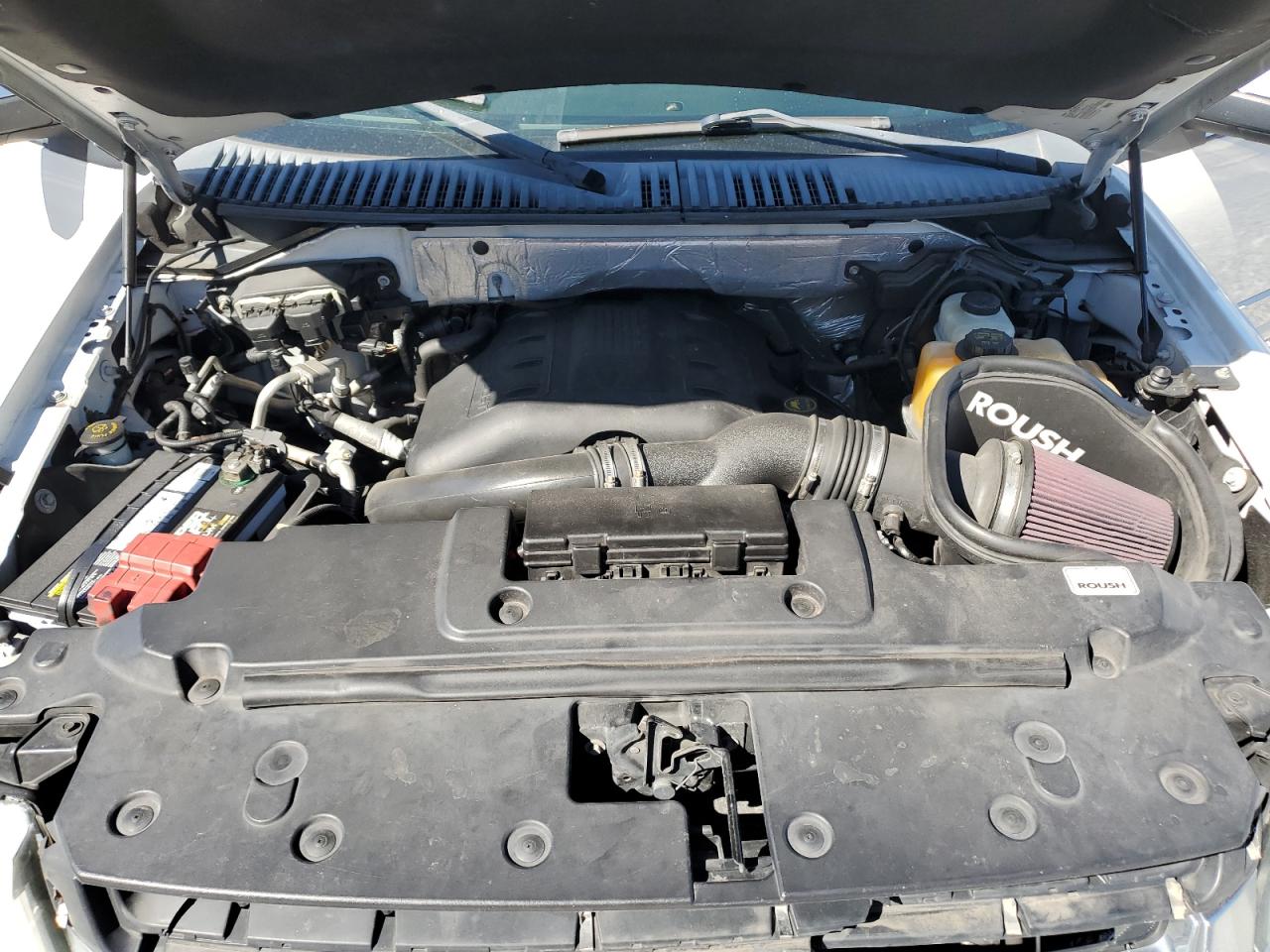 2015 Ford Expedition - Image 12