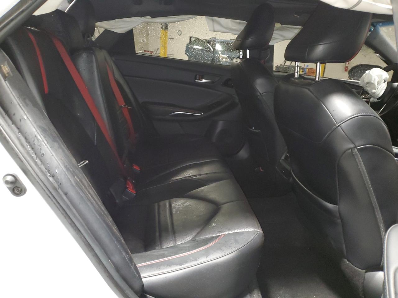 2021 Toyota Avalon - Image 10