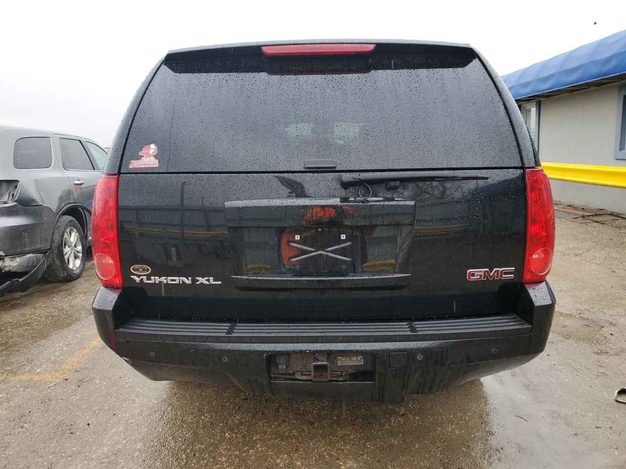 2013 GMC Yukon - Image 6