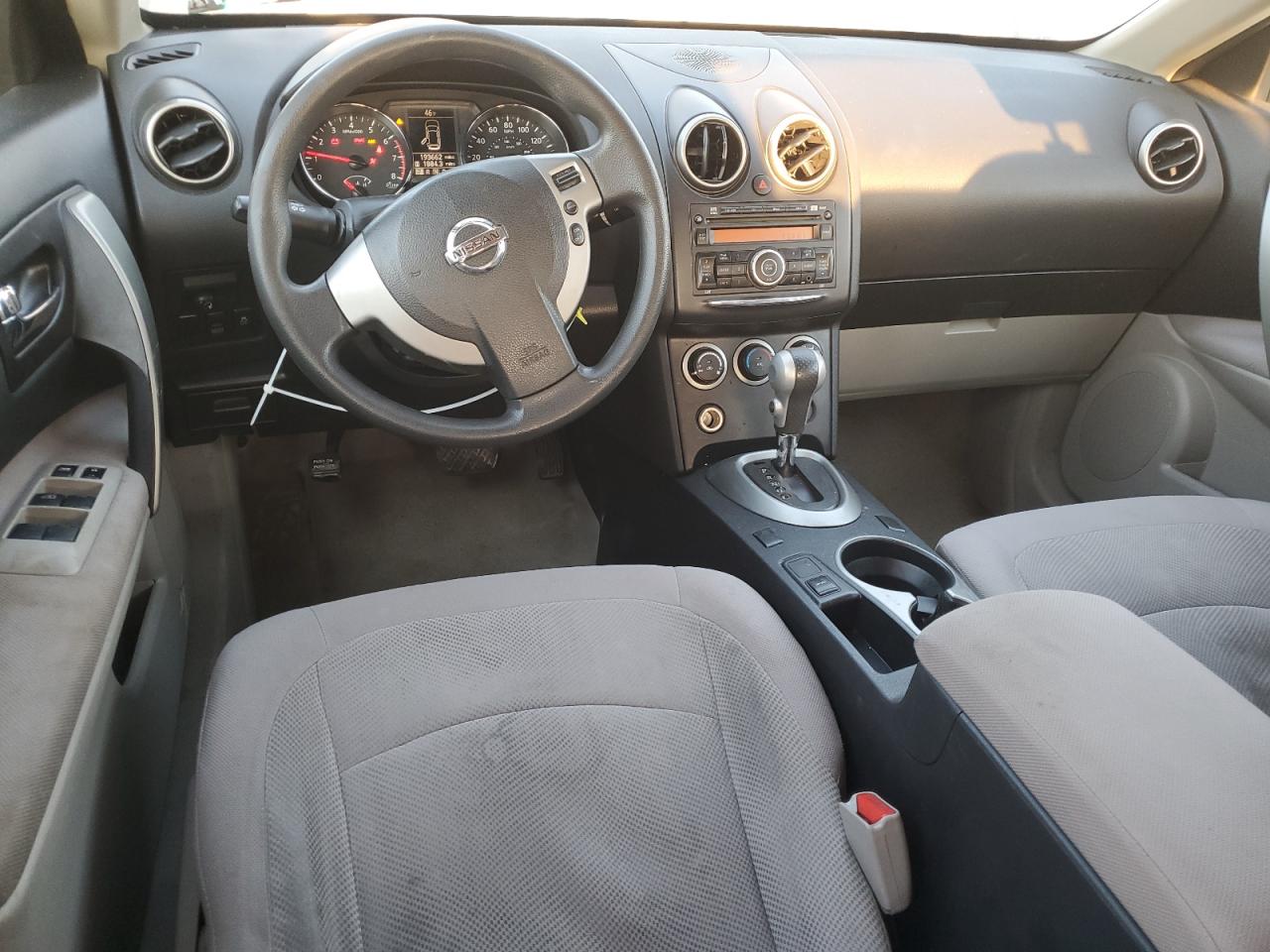 2013 Nissan Rogue - Image 8