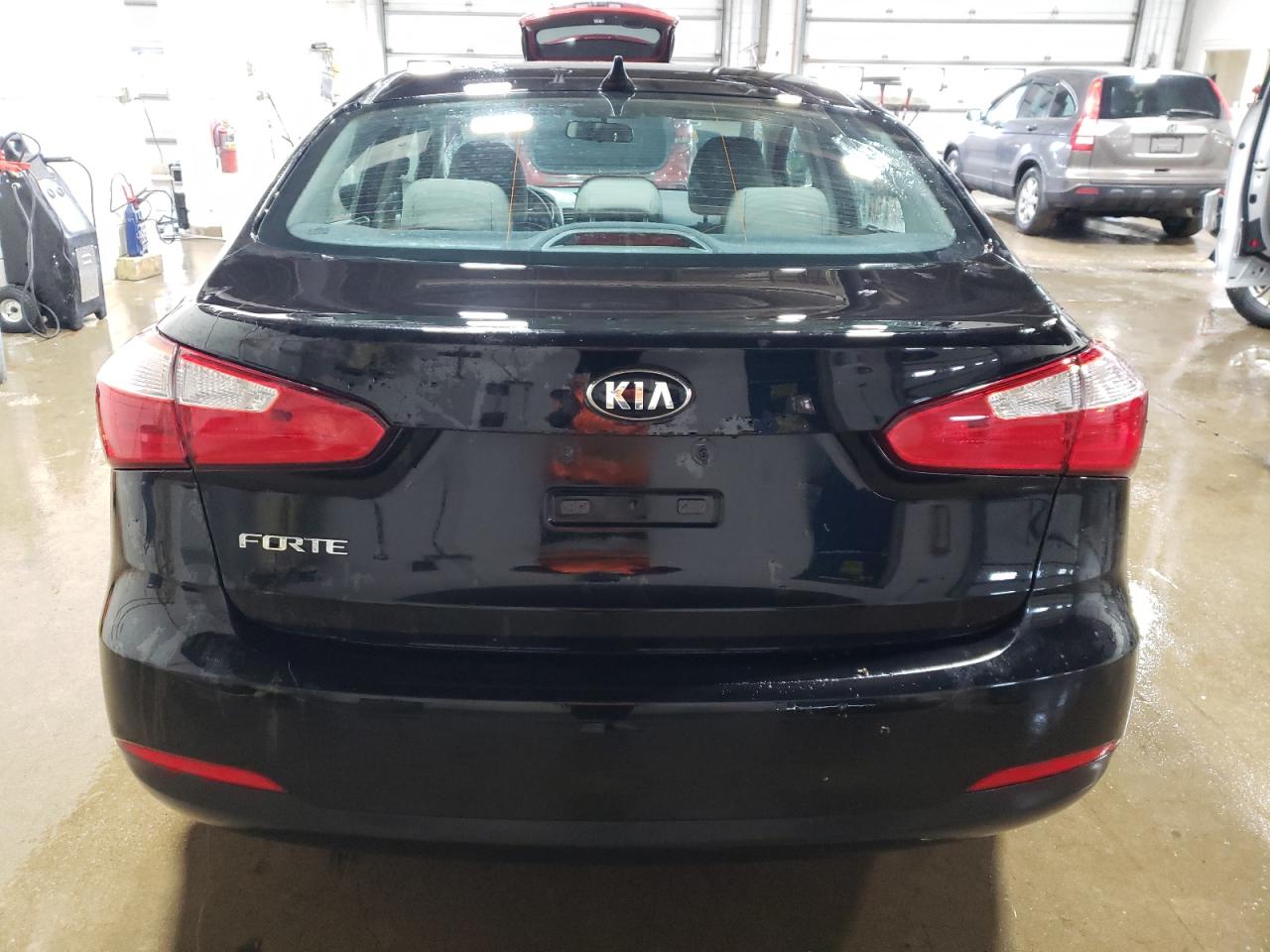 2016 Kia Forte - Image 6