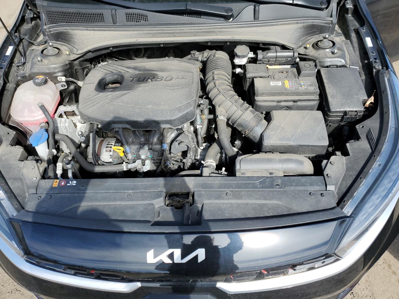 2023 Kia Forte - Image 11