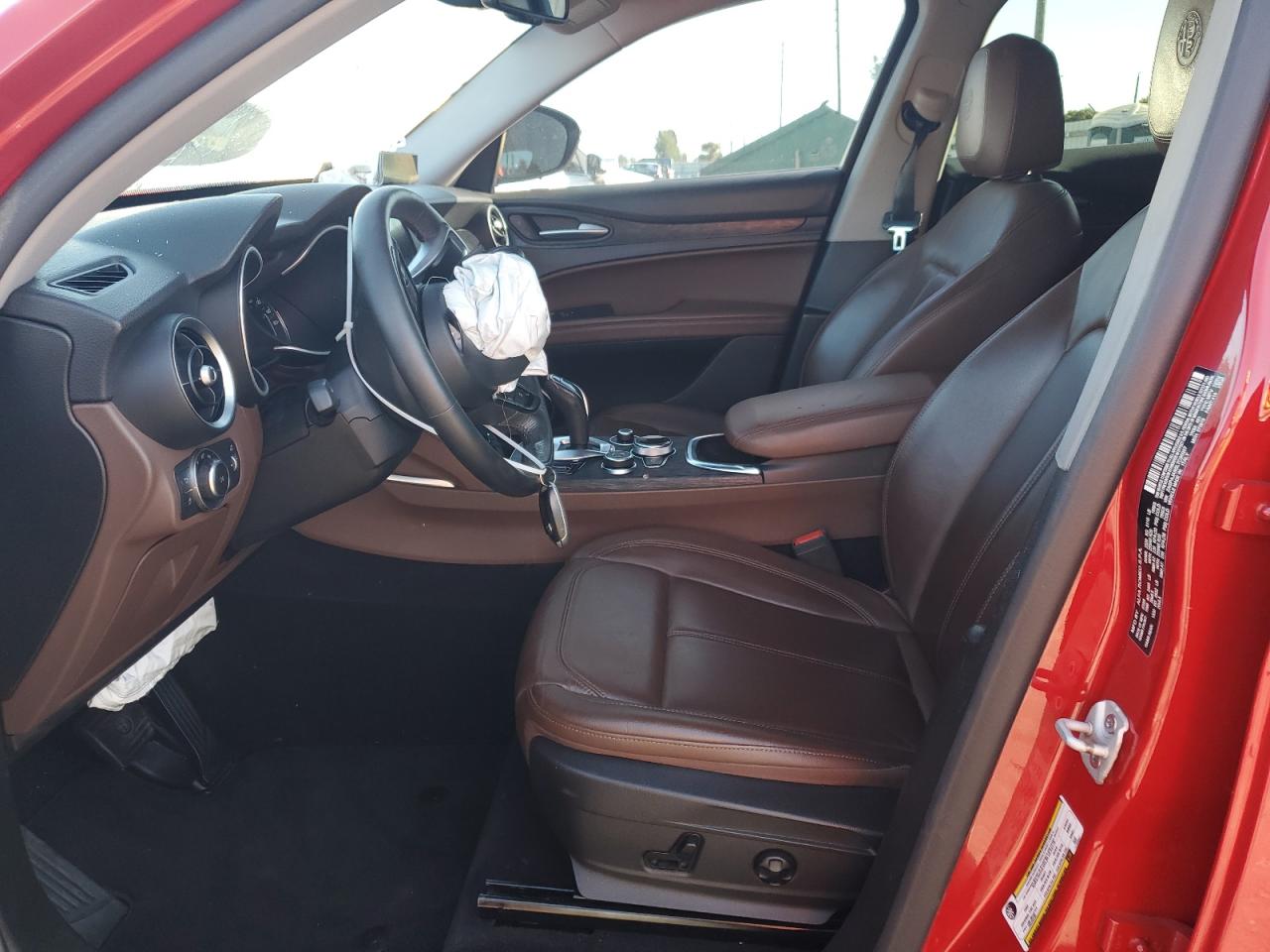 2020 Alfa Romeo Stelvio - Image 7