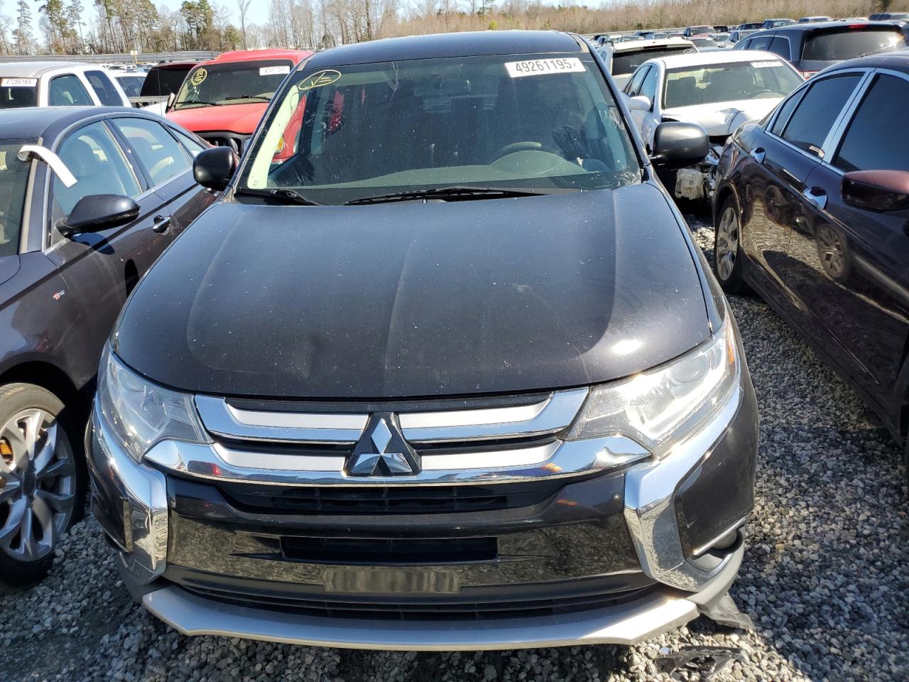 2018 Mitsubishi Outlander - Image 5