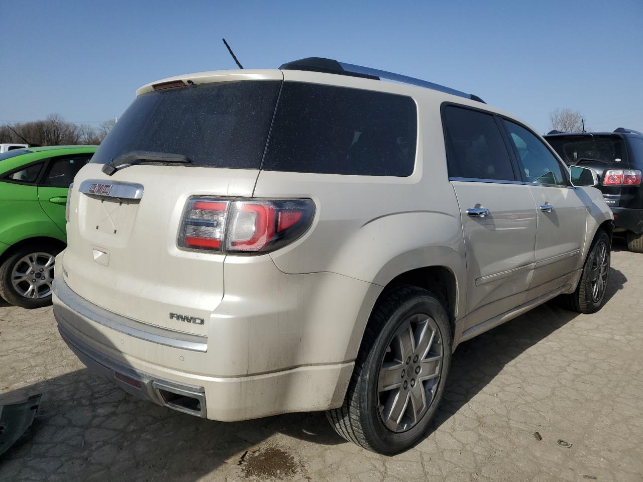 2013 GMC Acadia - Image 3
