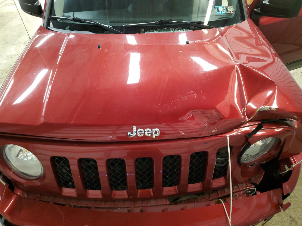 2013 Jeep Liberty (Patriot) - Image 12