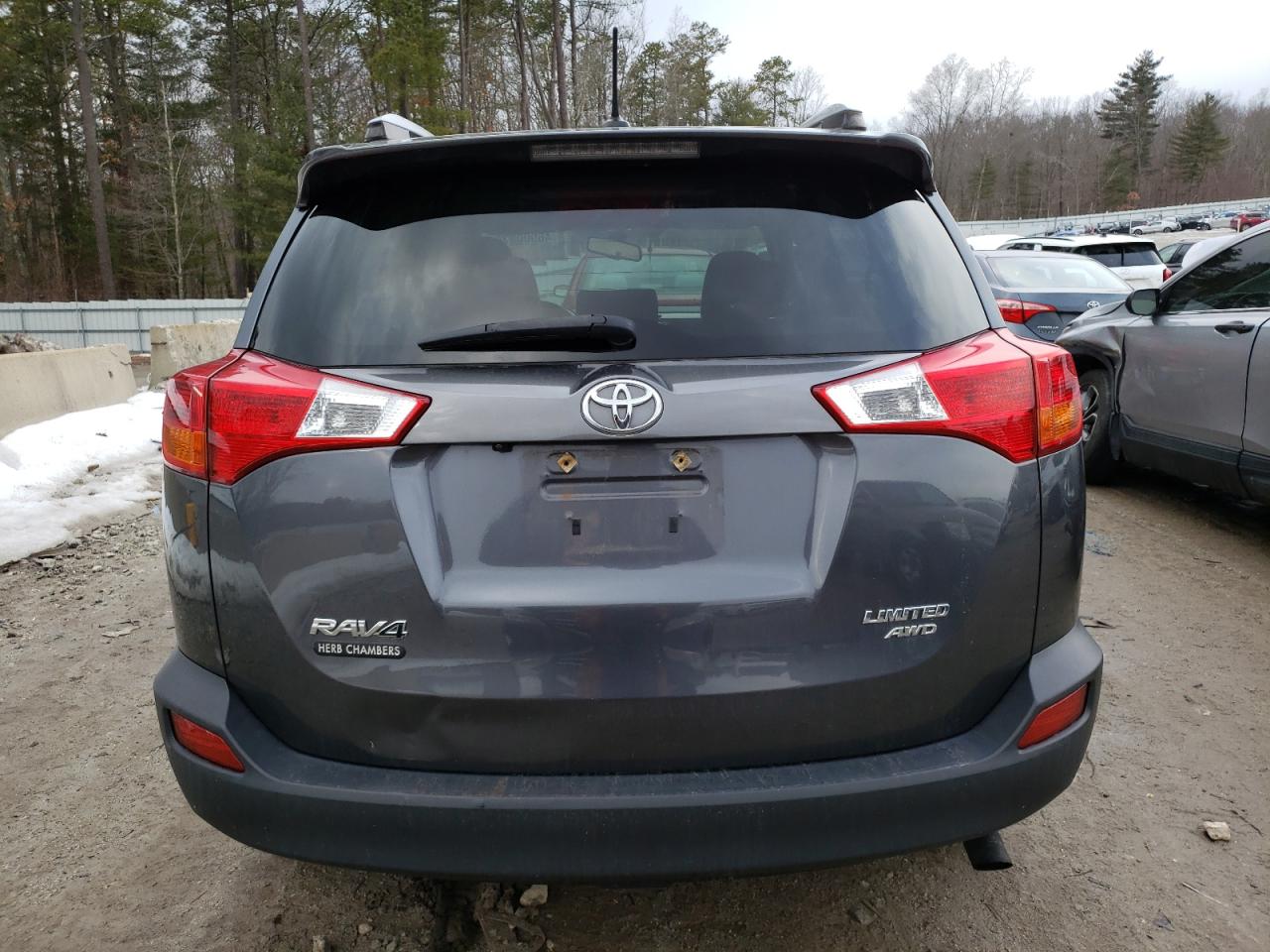 2014 Toyota RAV 4 - Image 6