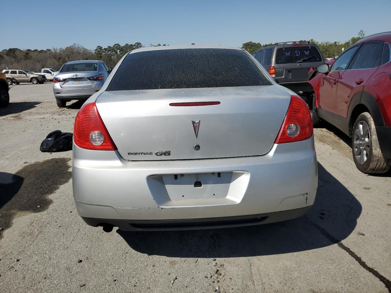 2009 Pontiac G6 - Image 6