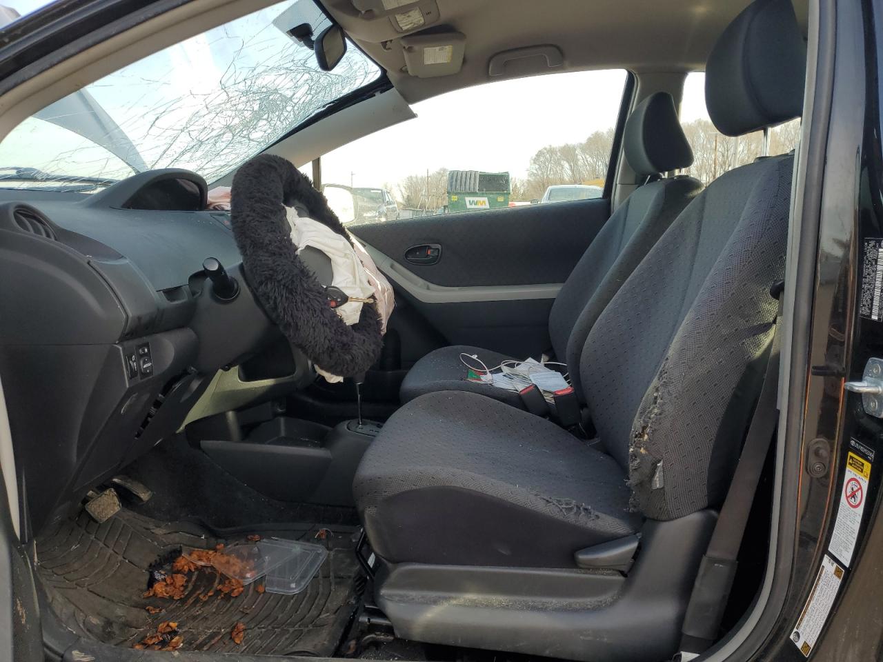 2009 Toyota Yaris - Image 7