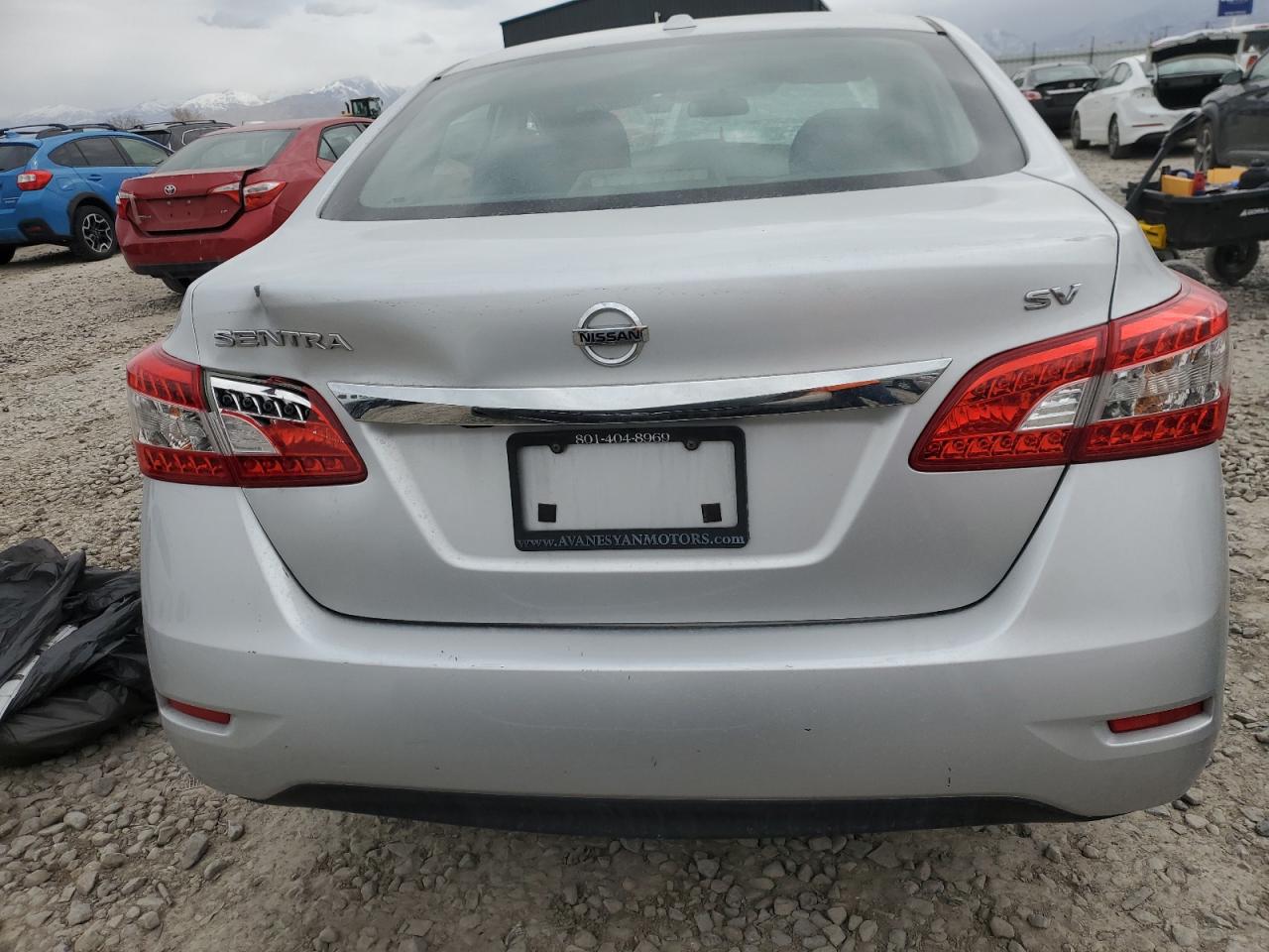 2015 Nissan Sentra - Image 6