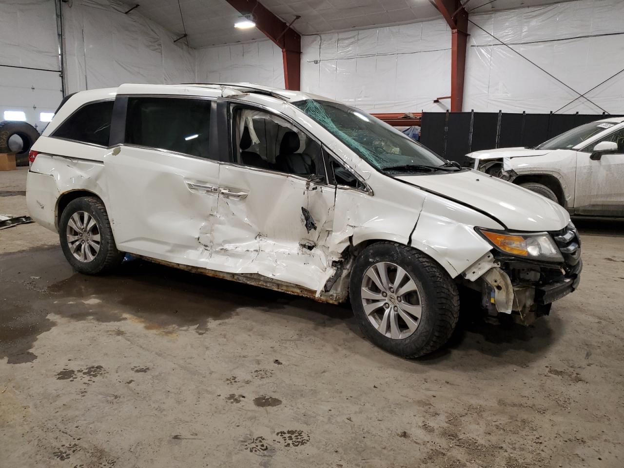 2014 Honda Odyssey - Image 4